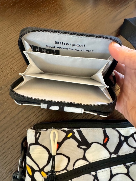 Sherpani Crossbody Zoom Bag & Barcelona Wallet “Magnolia” - Picture 8 of 15